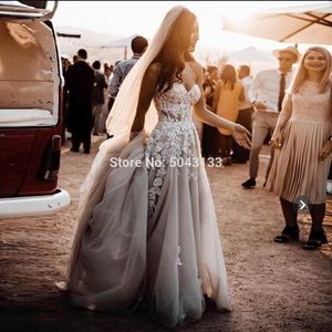 Size 16 never worn , can ship